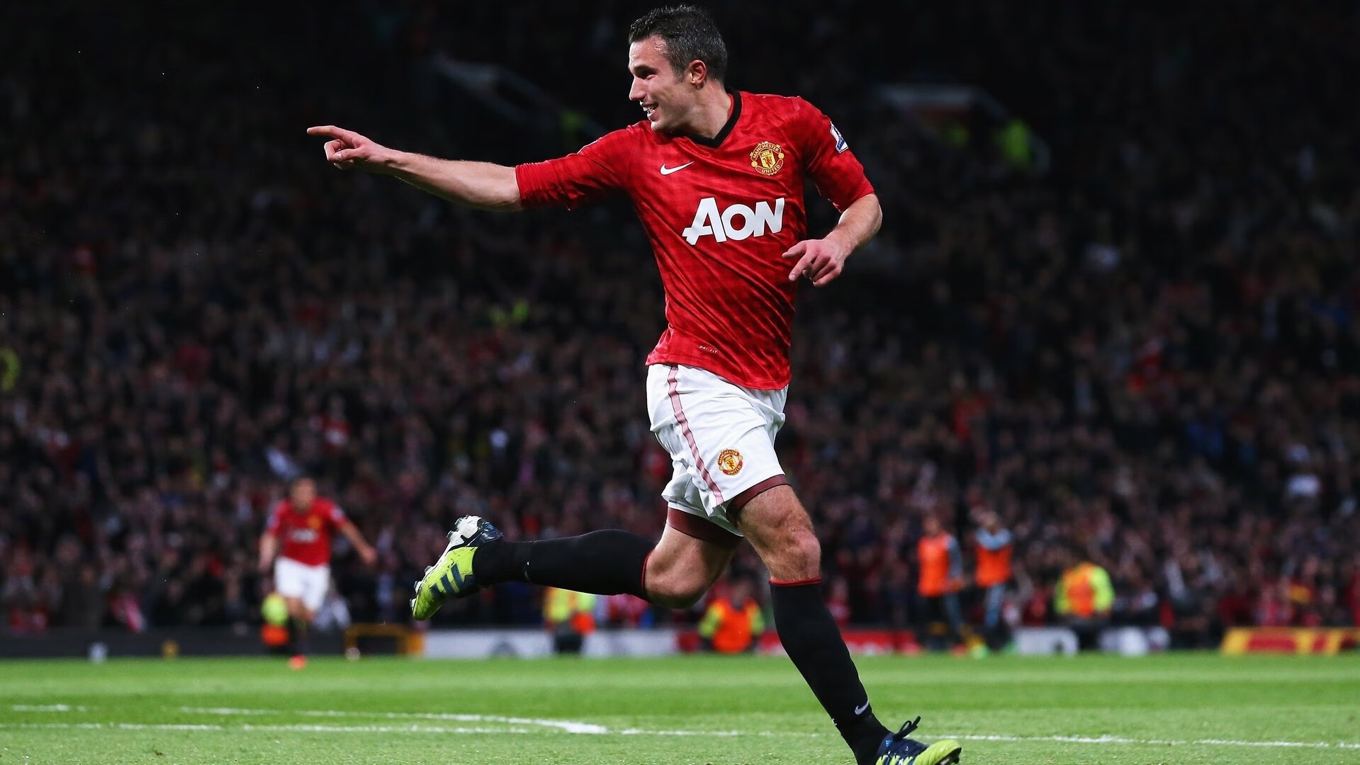 媒体预测联赛冠军归属悬念仍在后续每一场都至关重要，预测今年总冠军